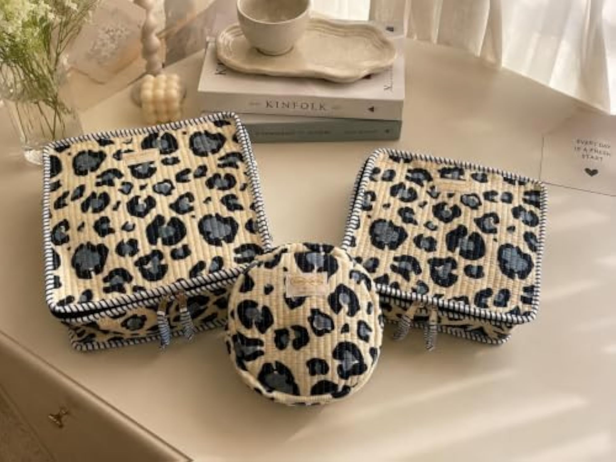 Travel Organizer Packing Cubes Set of 3, Cream Panther
